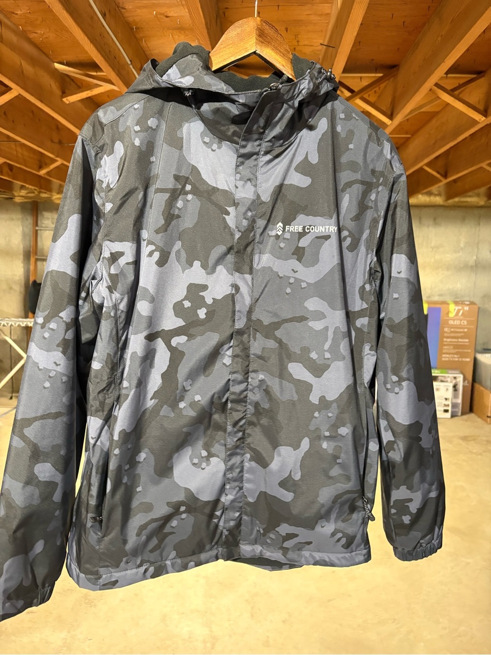 Free Country Men's Black & Gray Camo Hooded Windbreaker